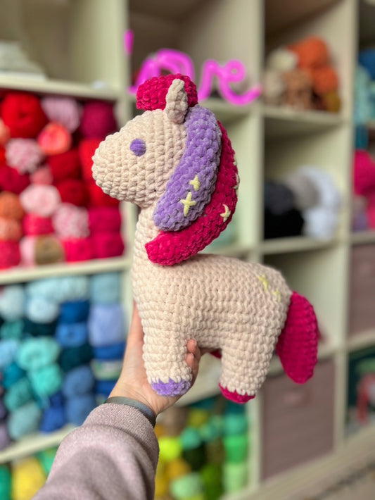 Pink / purple horse